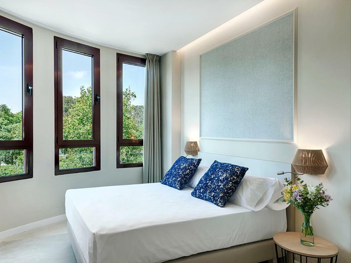 Double Room with Extra Bed,798246777:JPEG