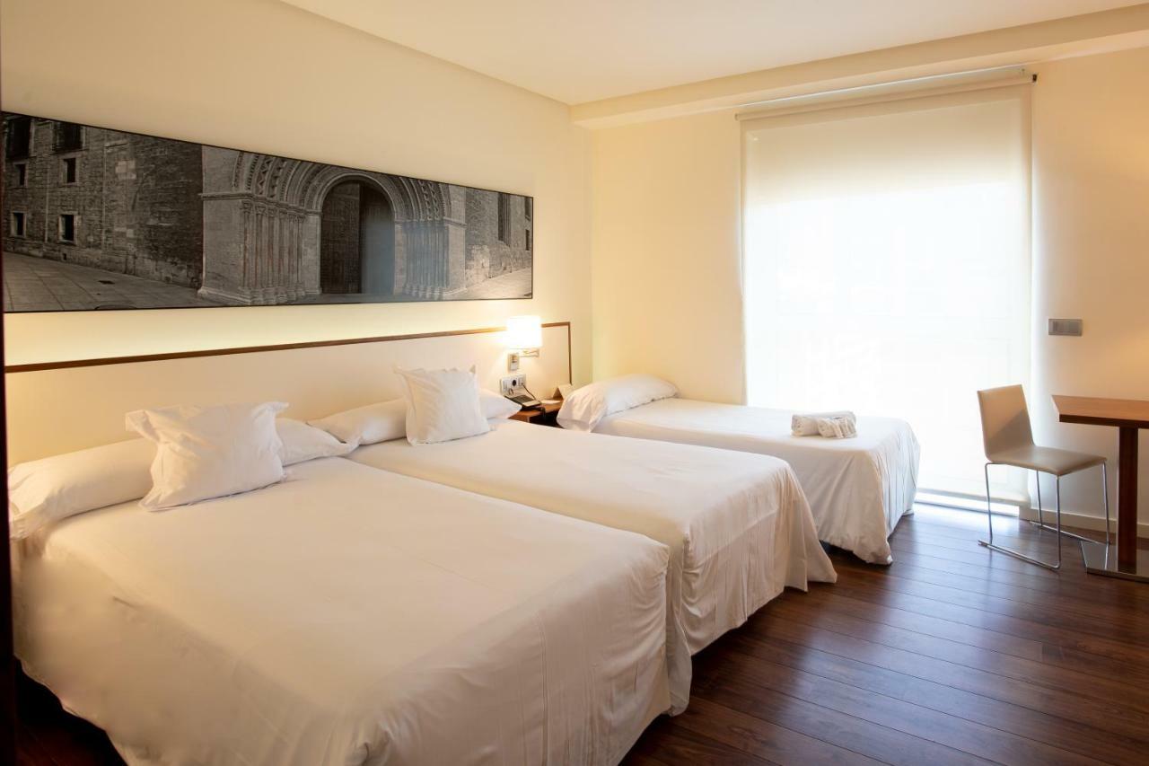 Triple Room,846941447:JPEG