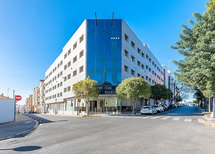 Hotel con piscina: Port Feria Valencia