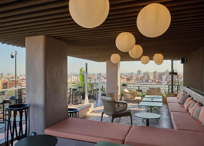 Hôtel accueillant les animaux: Novotel Valencia Lavant